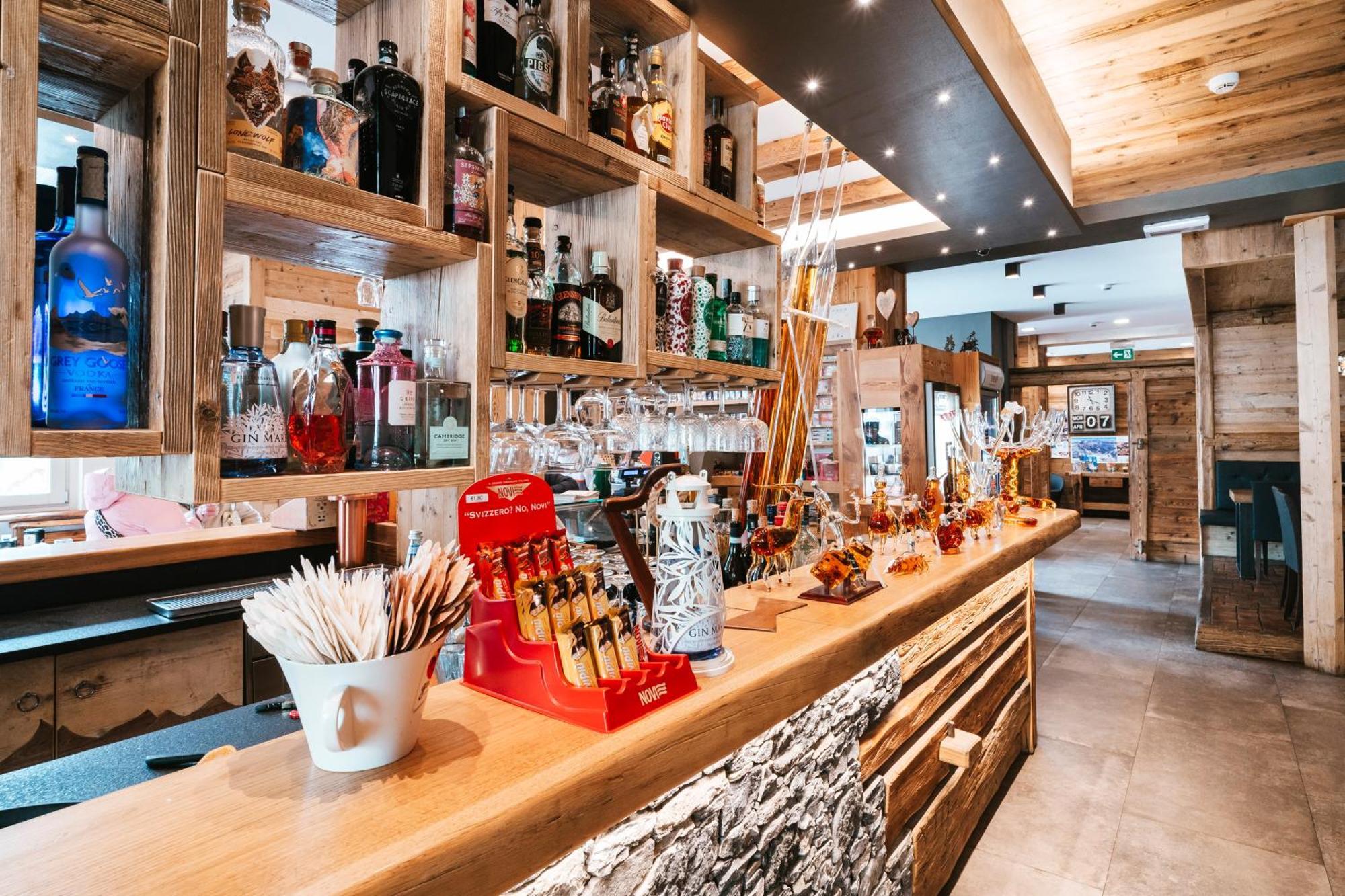 情缘酒店 Oulx 外观 照片